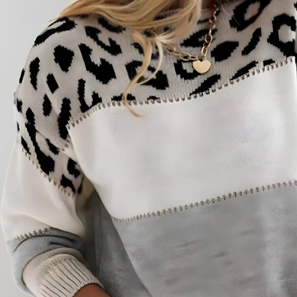 Renata | Chic Leopard Jumper