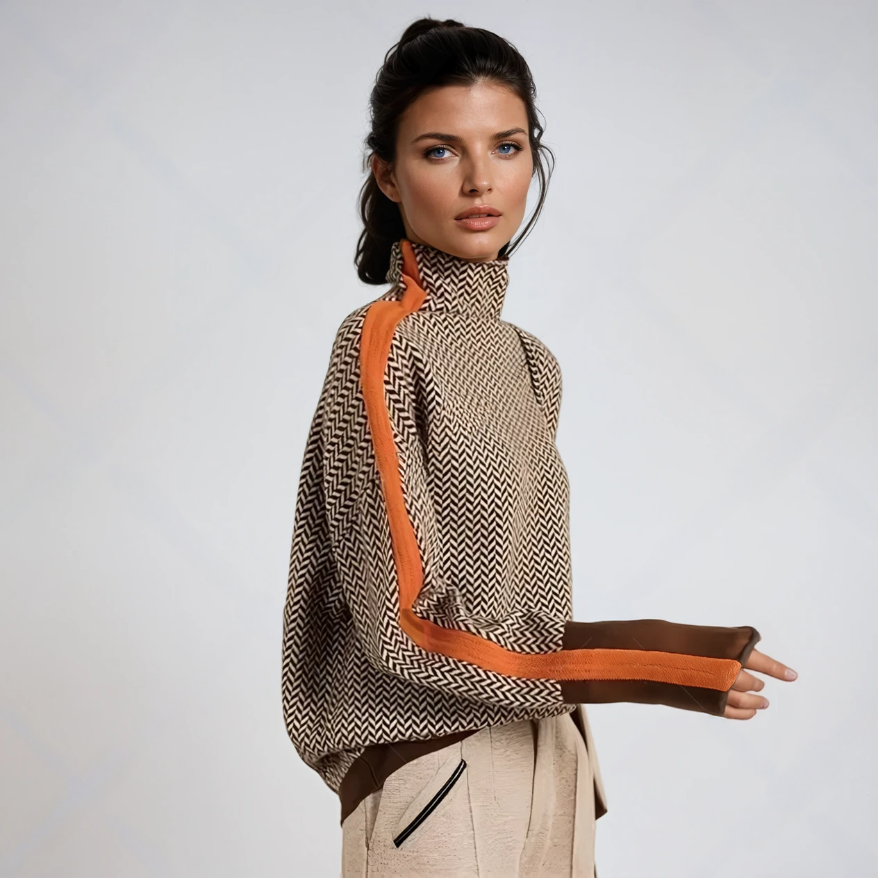 Magda | Turtleneck with Striking Contrasting Stripes
