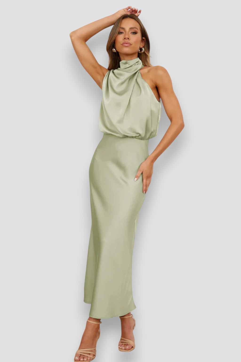 Amara | Elegancka satynowa sukienka z dekoltem halter