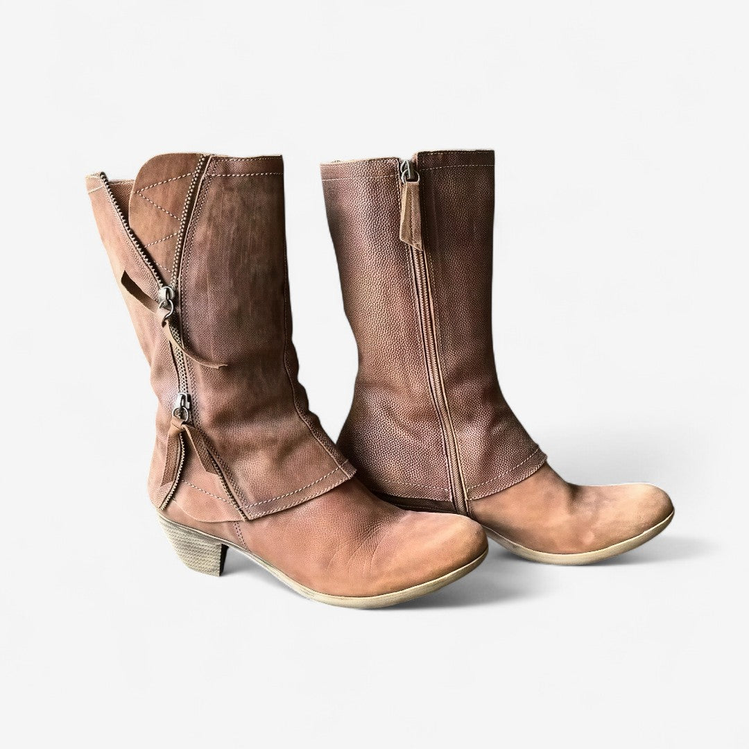 Amparo Ankle Boots
