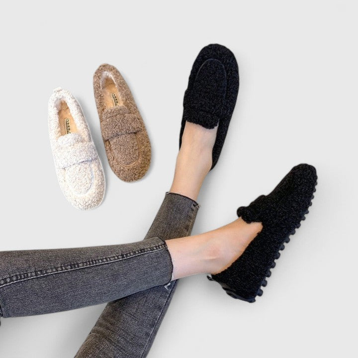 Ewa | Warm Slippers with Elegant Design